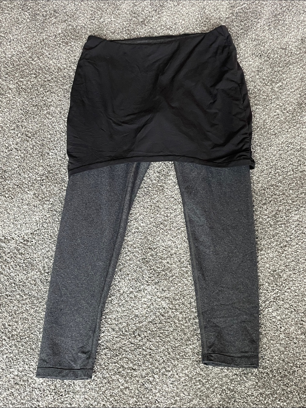 Lucy L leggings with skirt attached